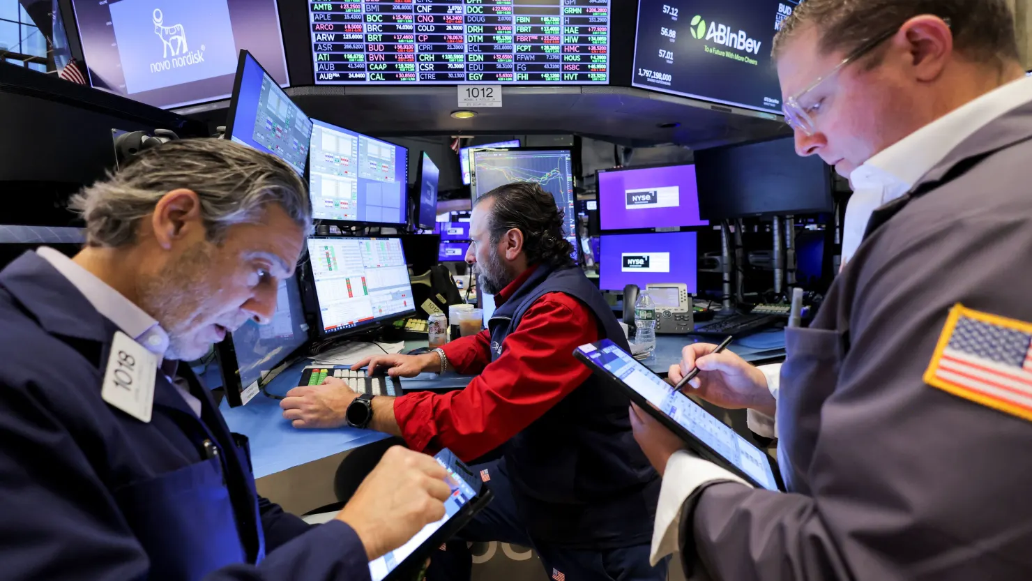 Dow drops 200 points as postelection rally sputters